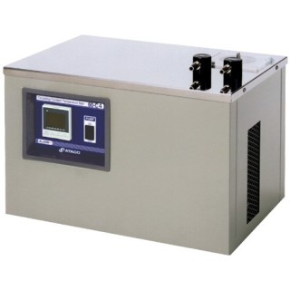 60-C4 vodný cirkulačný kúpeľ